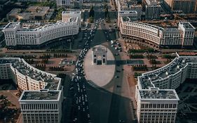 Oasis апартаменты возле Триумфальной арки